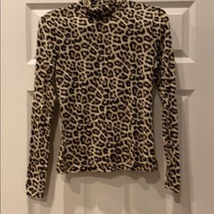 H&M size medium leopard shirt